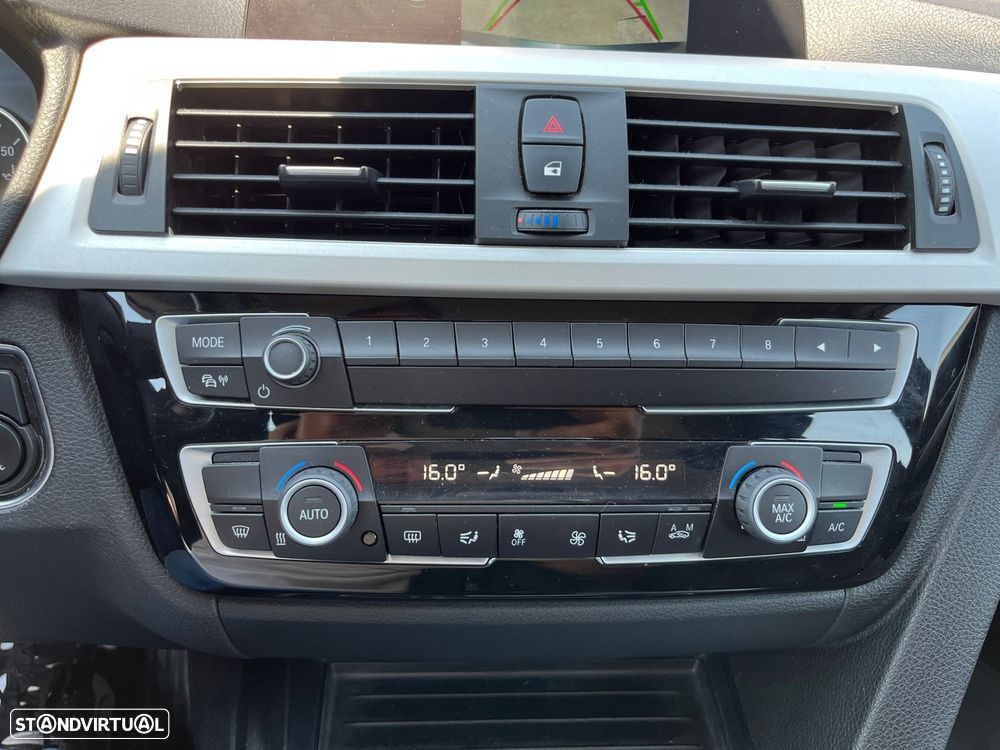 BMW 318 d Line Luxury Auto - 45