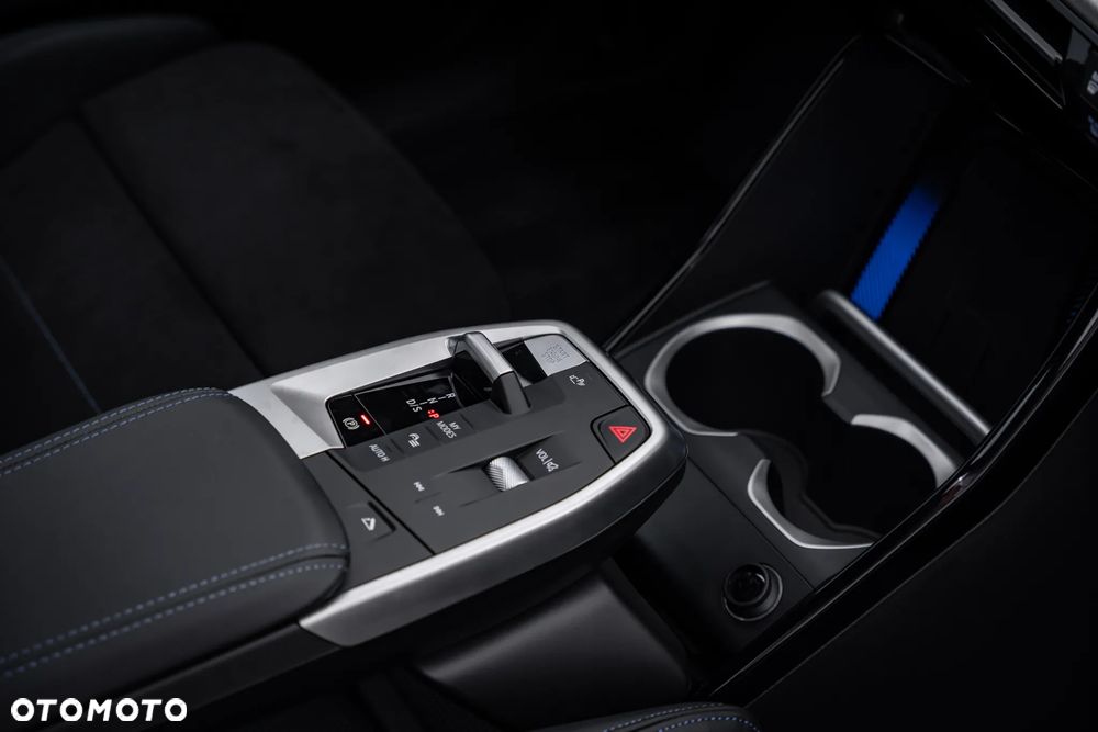BMW X1 xDrive23i mHEV M Sport sport - 25