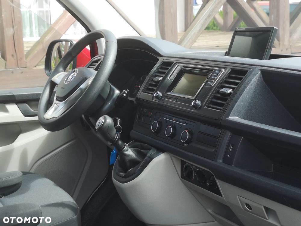 Volkswagen Transporter - 13