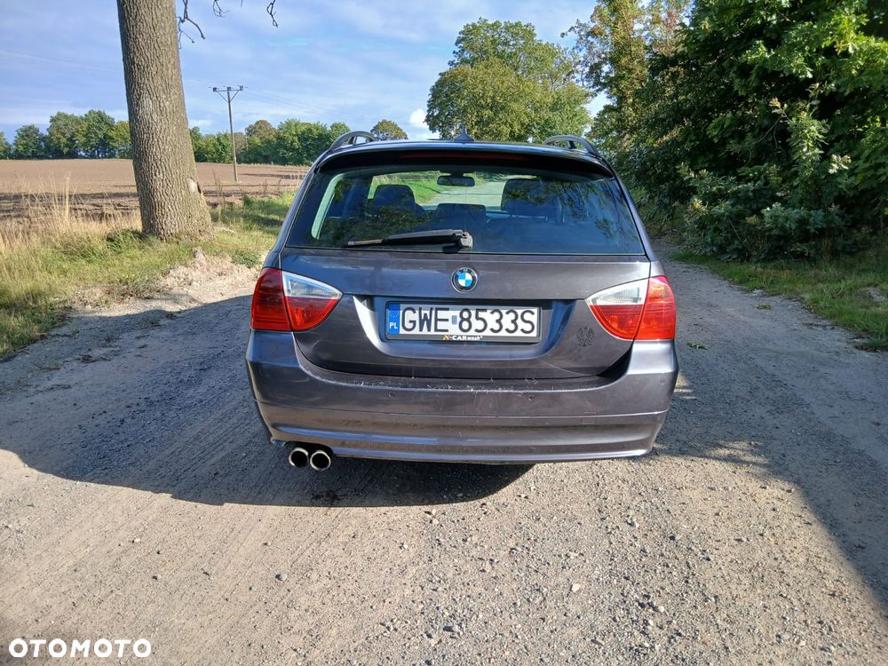BMW Seria 3 - 12