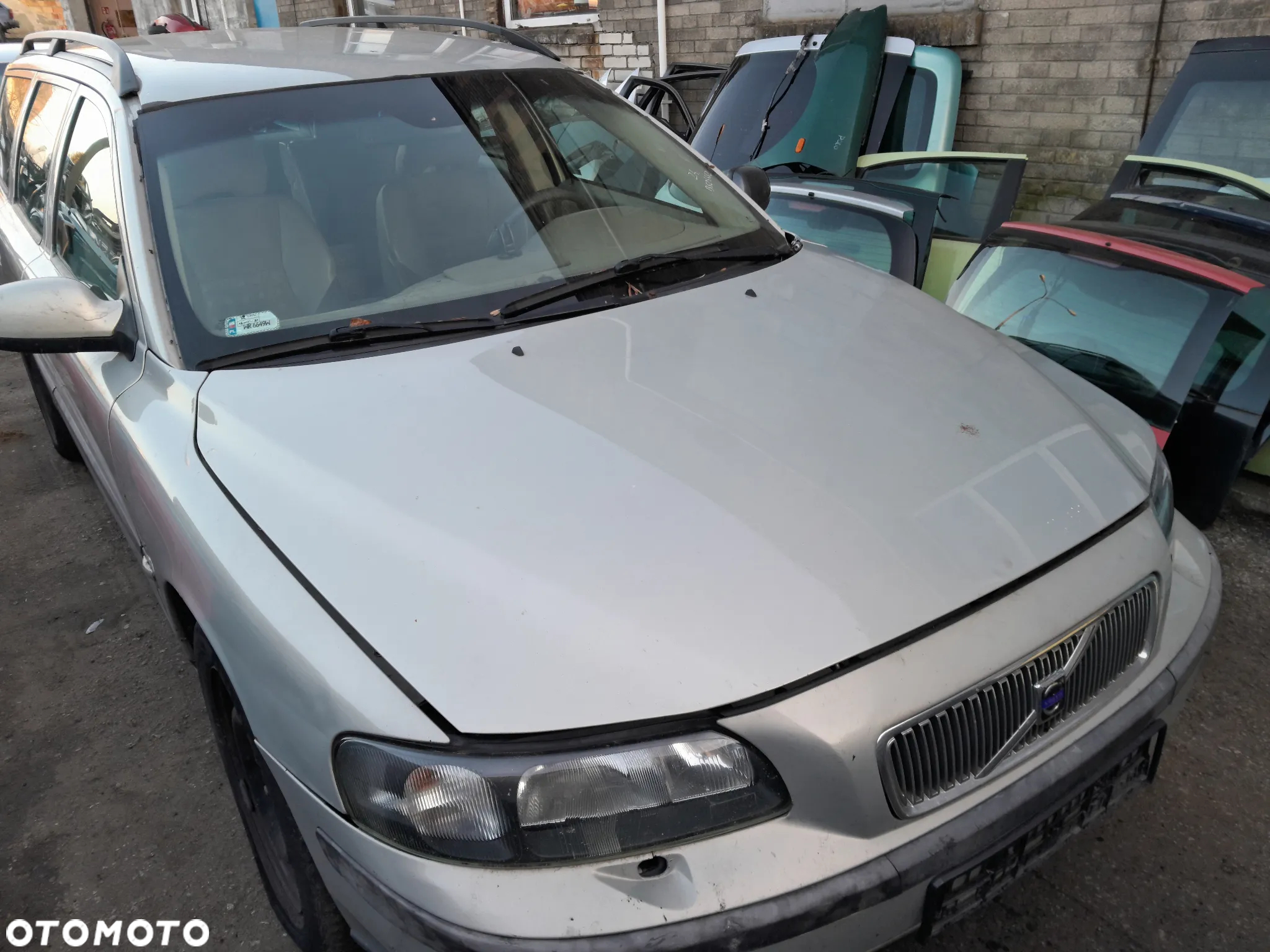 Maska pokrywa silnika VOLVO V70 II 99-05r. 443-46 - 2