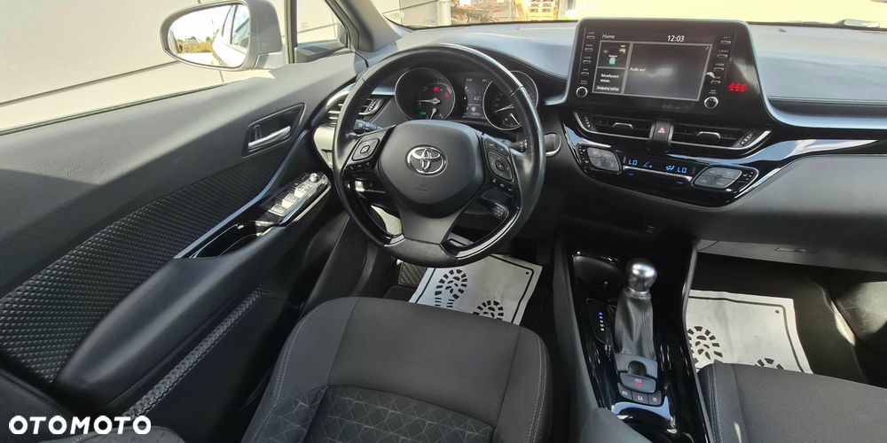 Toyota C-HR - 29