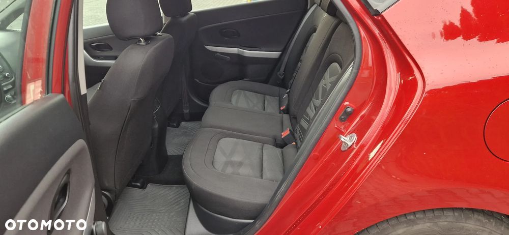 Kia Ceed 1.6 GDI Smart Plus - 11