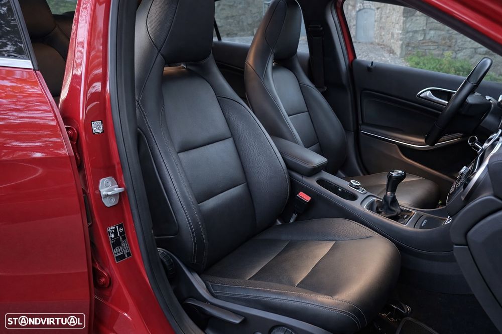 Mercedes-Benz A 180 CDI (BlueEFFICIENCY) AMG Sport - 27