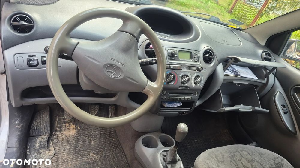 Toyota Yaris 1.4 D-4D - 9