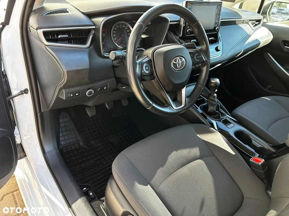 Toyota Corolla 1.5 Comfort - 16