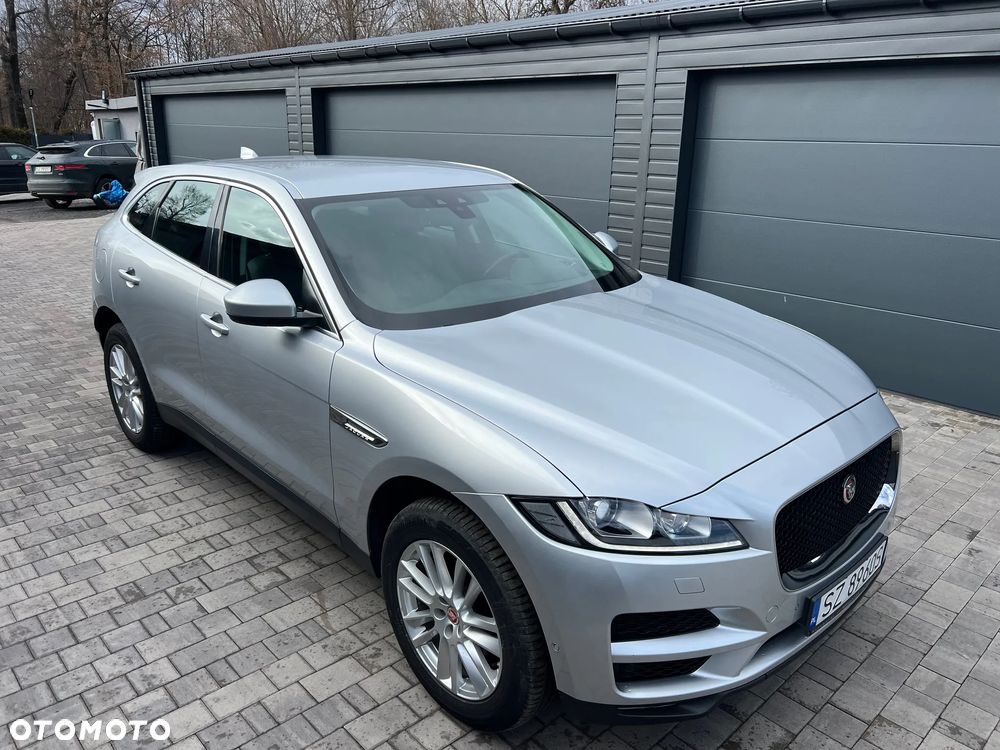 Jaguar F-Pace 20d AWD Pure - 7