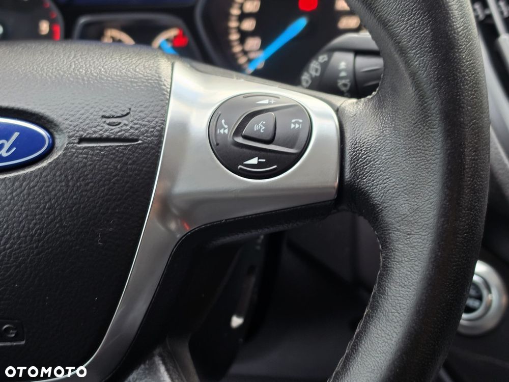 Ford Kuga 2.0 TDCi 4x4 Titanium - 35