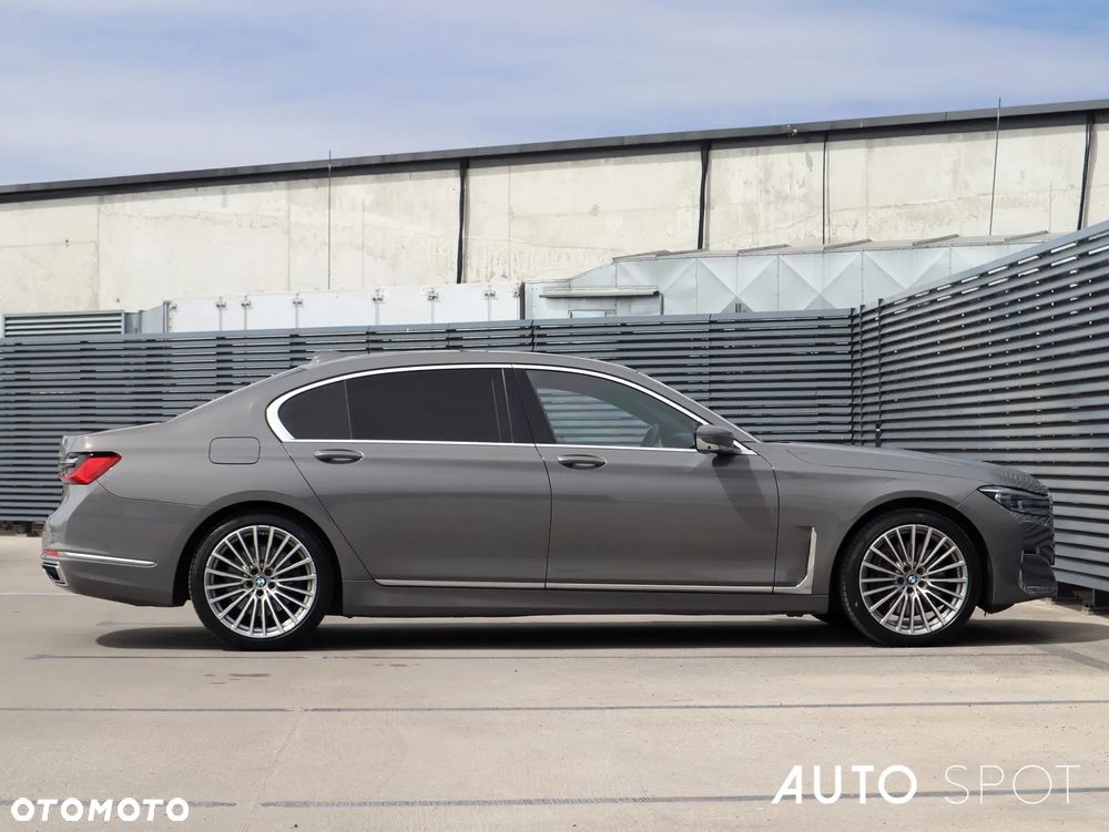 BMW Seria 7 740Ld xDrive sport - 7