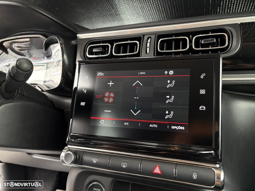 Citroën C3 1.2 PureTech Shine - 14