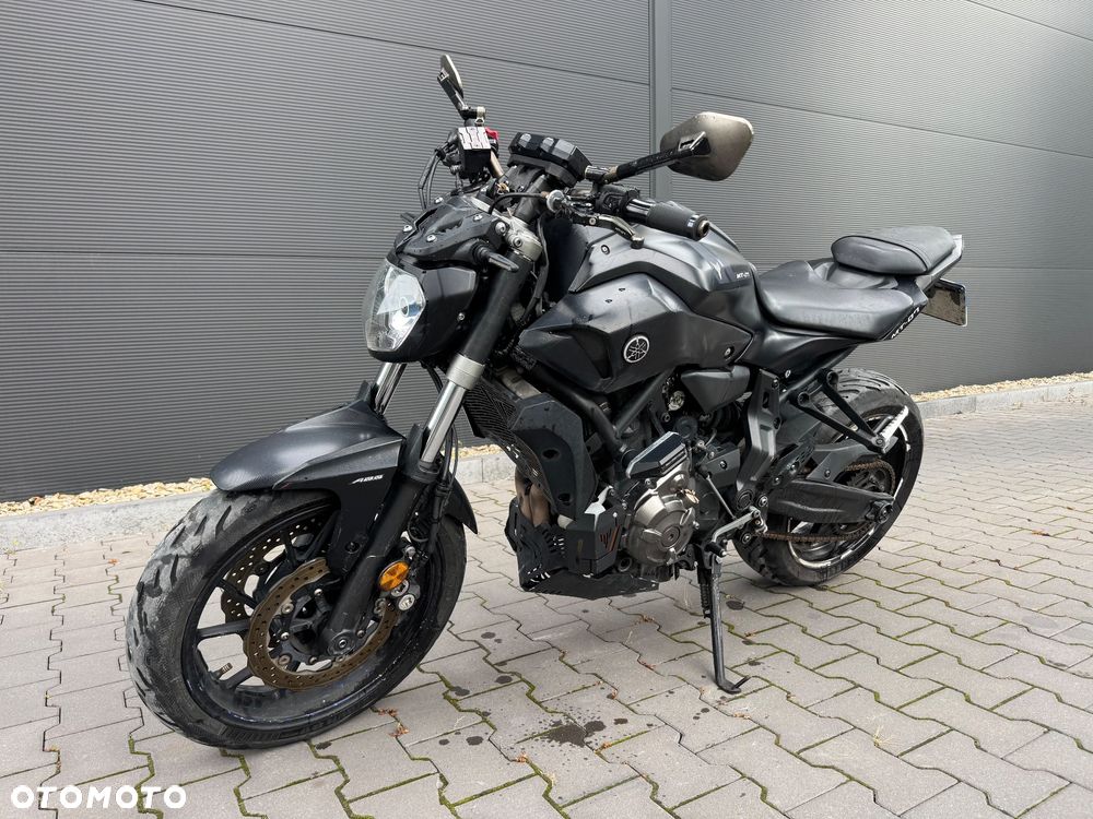 Yamaha MT - 2
