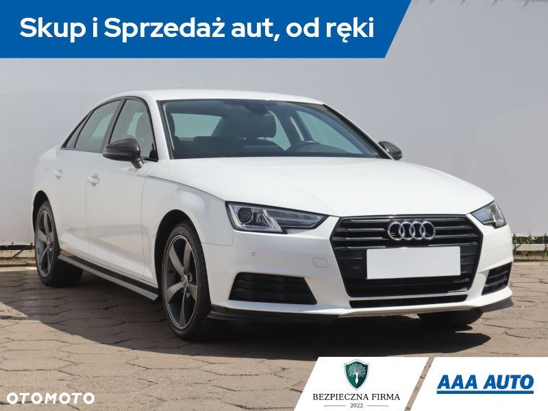 Audi A4 Limousine - 3