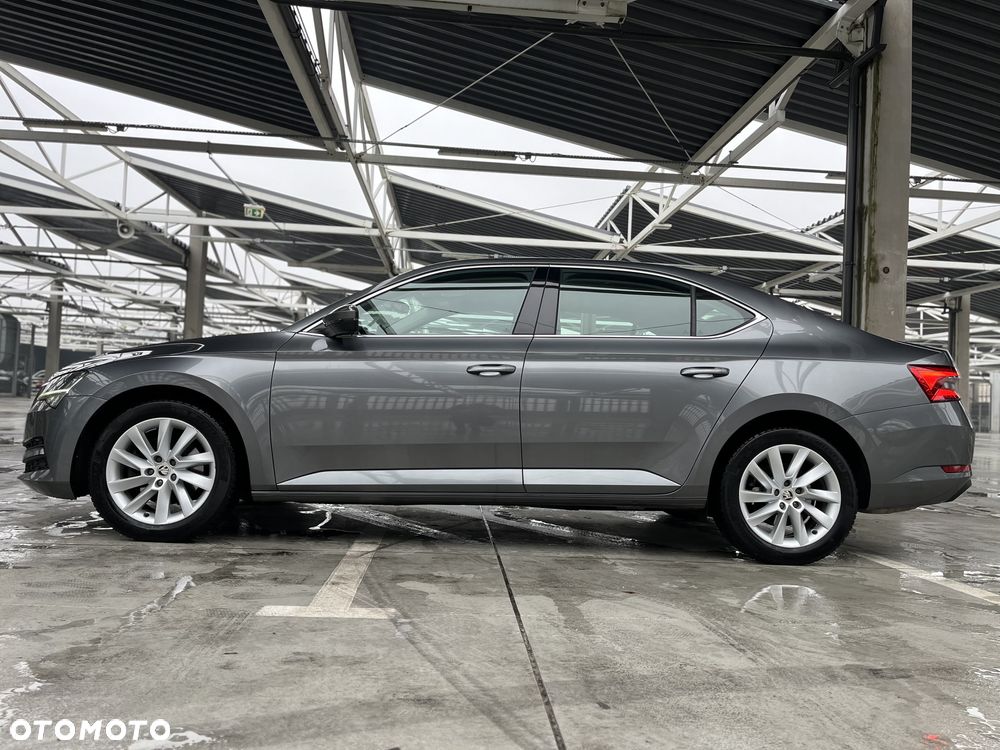 Skoda Superb 2.0 TDI SCR Ambition DSG - 10