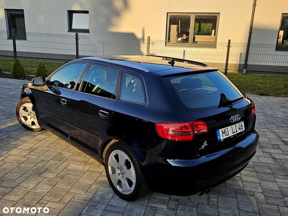 Audi A3 Sportback 1.8 TFSI quattro Ambiente - 8