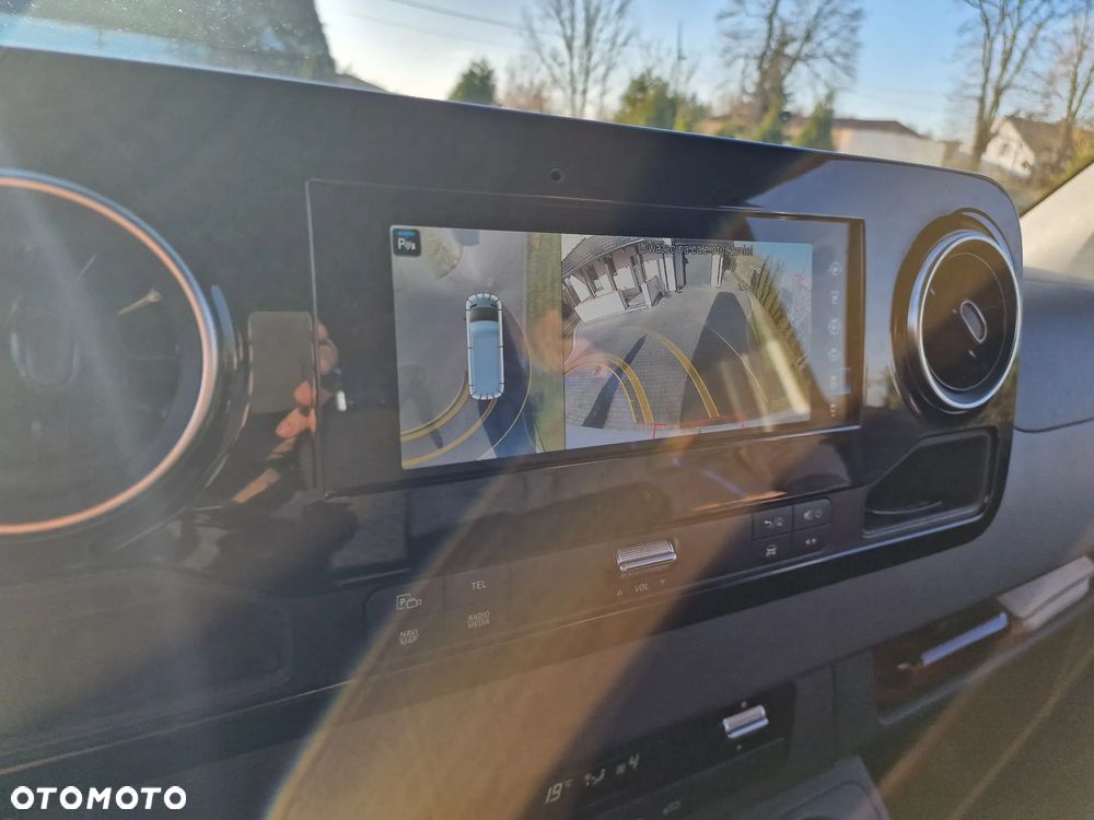 Mercedes-Benz Sprinter 319 CDI H2L4 Automat - 31