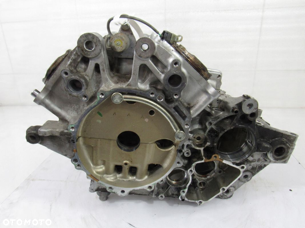 Blok / kartery / cylindry + tłoki Honda VFR 800 X, 12r ABS Crossrunner SC60 - 4
