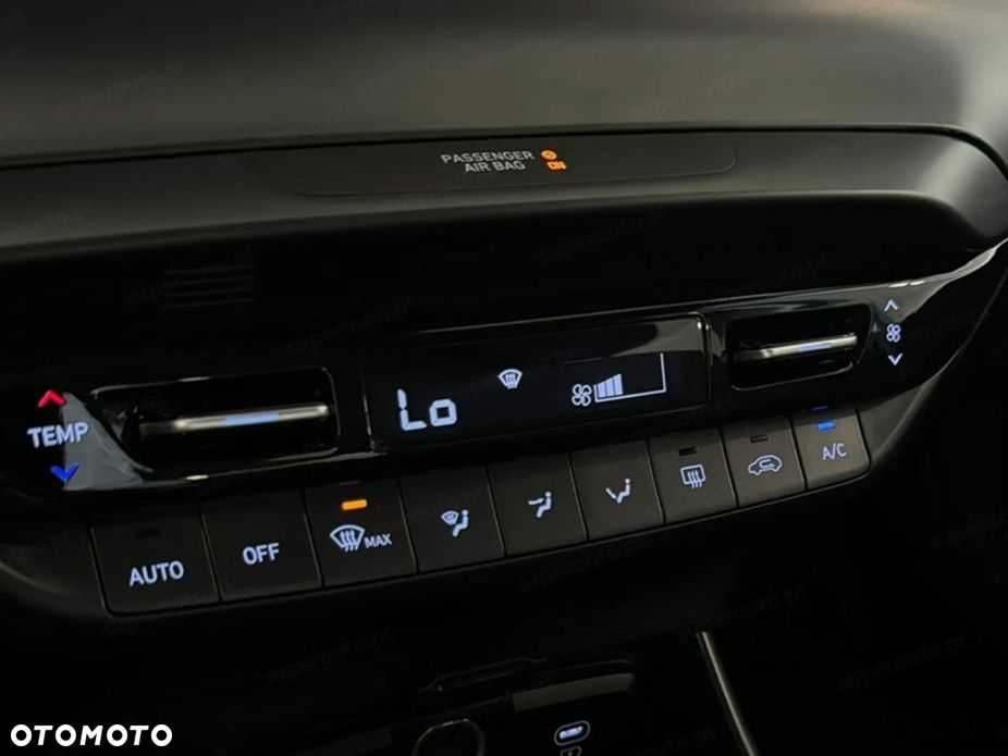 Hyundai i20 - 8