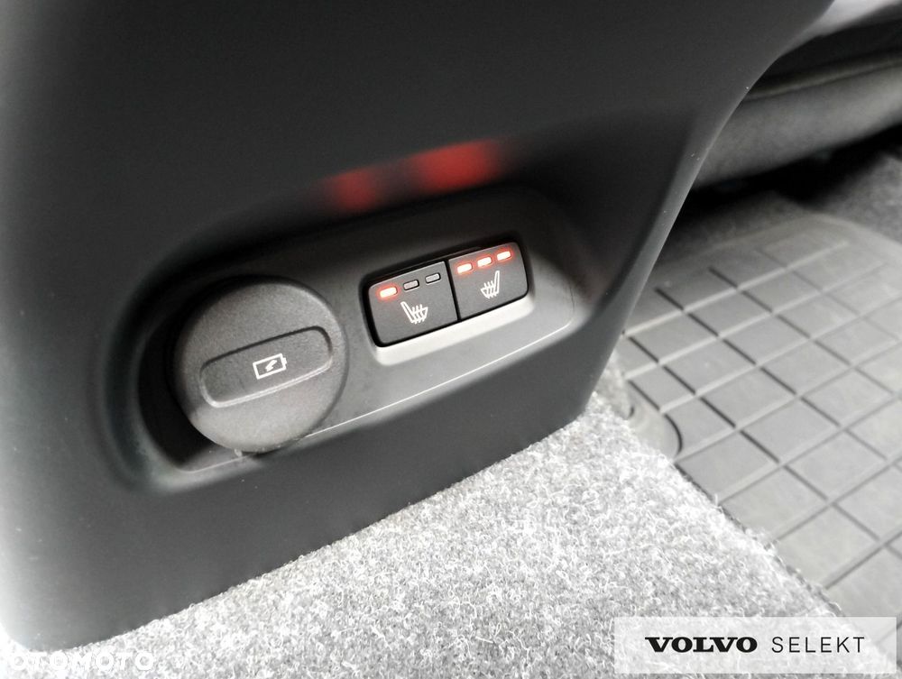 Volvo XC 40 - 23
