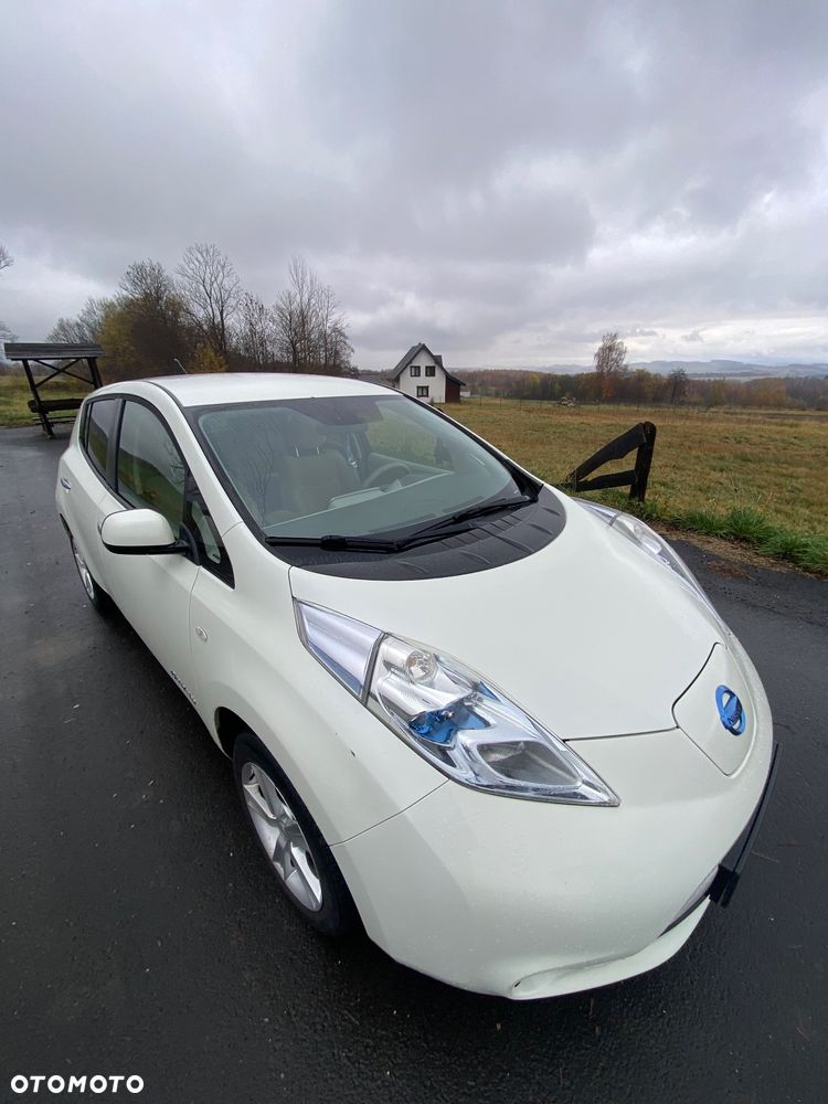 Nissan Leaf Standard - 22