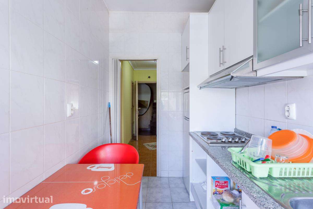 Quarto - localizado em Paranhos Porto - Grande imagem: 5/14