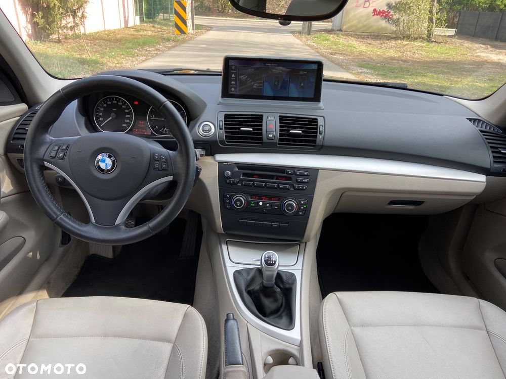 BMW Seria 1 118d - 12