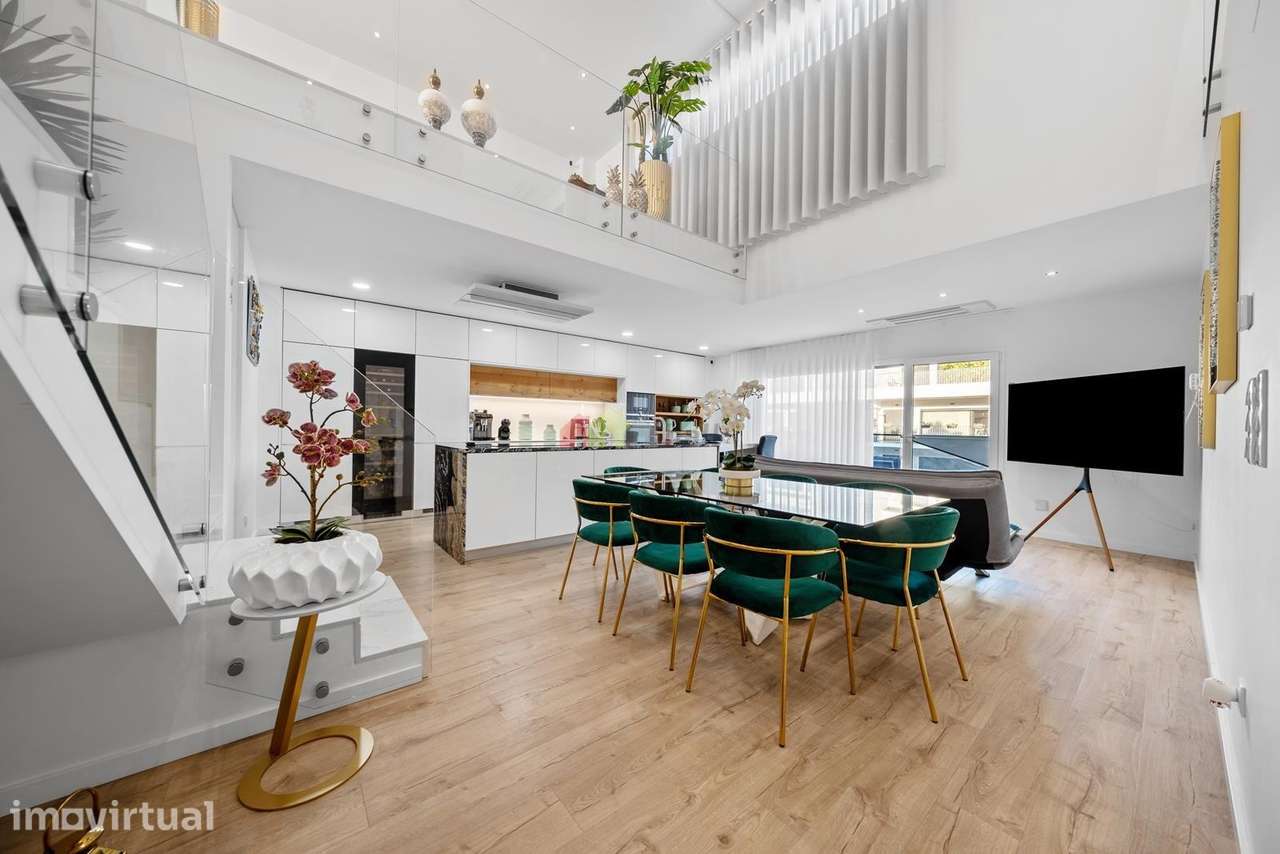 T4 Duplex com Terraços e Piso Radiante no Montijo - Grande imagem: 5/26