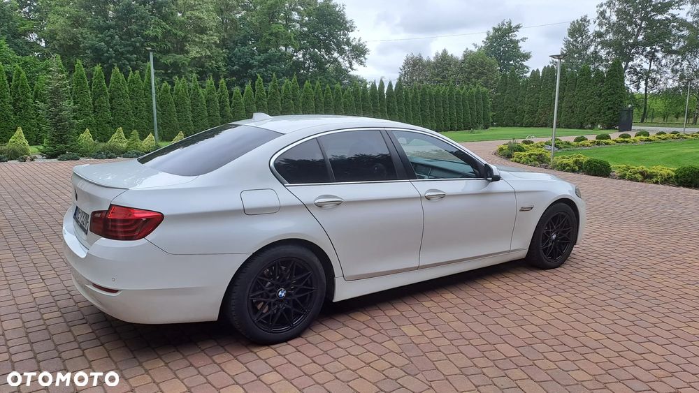BMW Seria 5 520d - 4