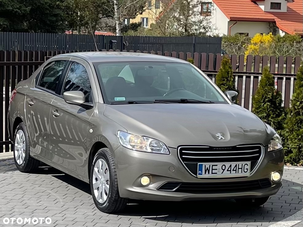 Peugeot 301 1.2 VTi/Pure Tech Allure - 4