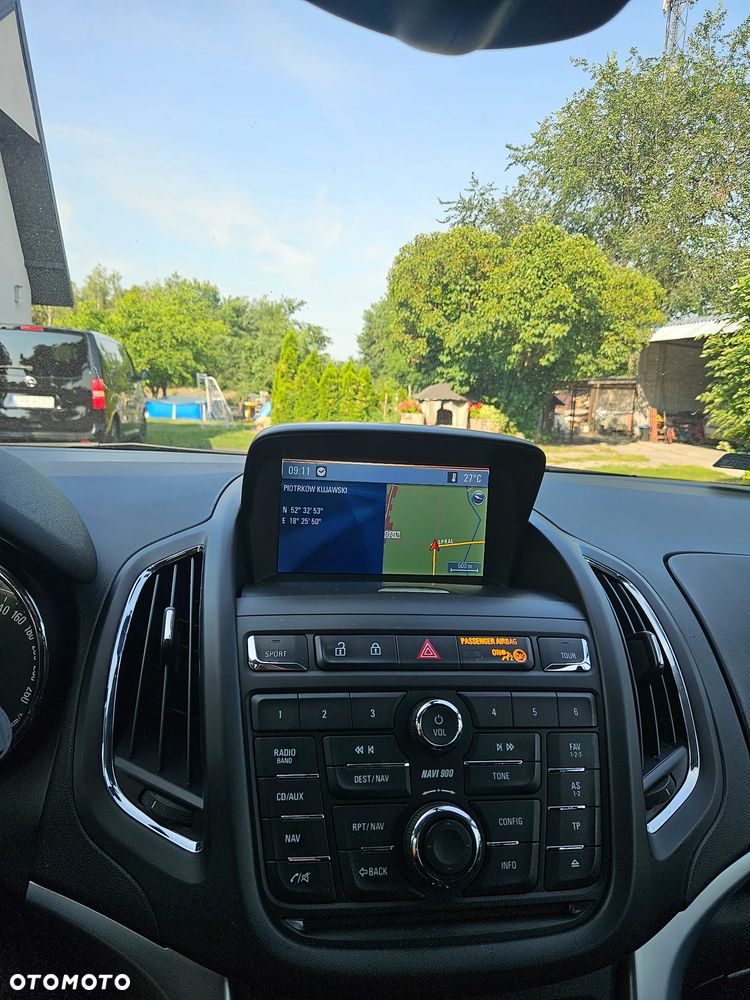 Opel Zafira - 10