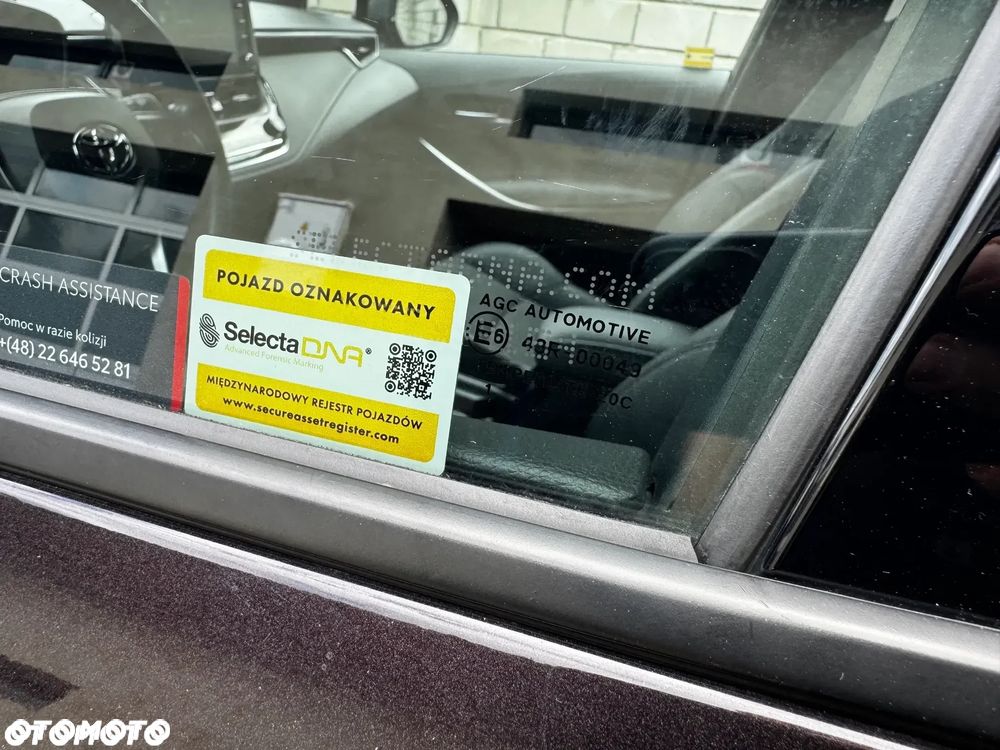 Toyota Corolla 1.8 Hybrid Executive - 12