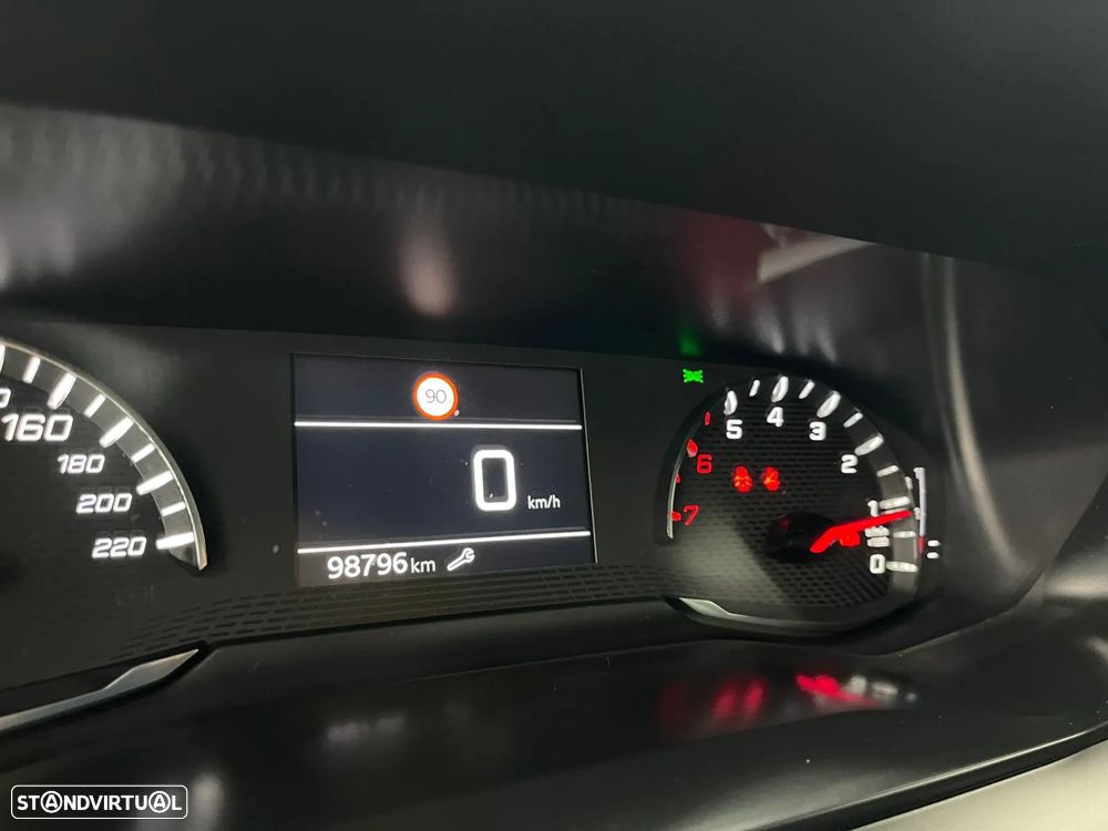 Peugeot 2008 PureTech 100 Stop&Start Allure Pack - 23