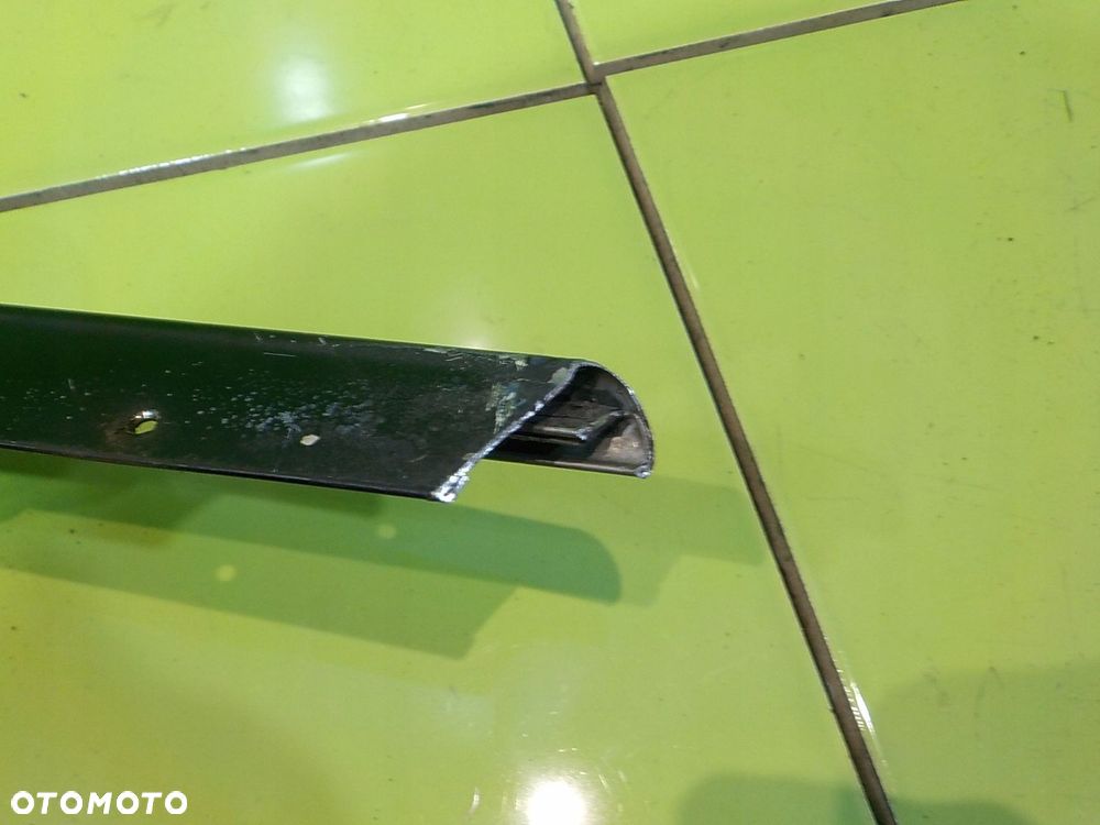 LANCIA BETA 2.0 B 83r COUPE 2D listwa dachu prawa - 2