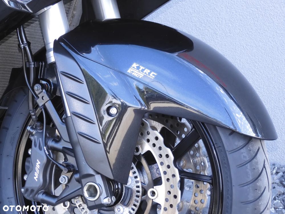 Kawasaki GTR - 5