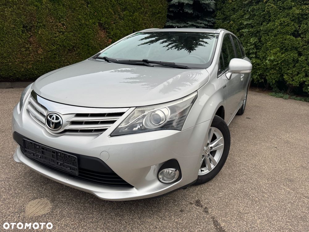 Toyota Avensis Touring Sports 1.8 Multidrive S Business Edition - 2