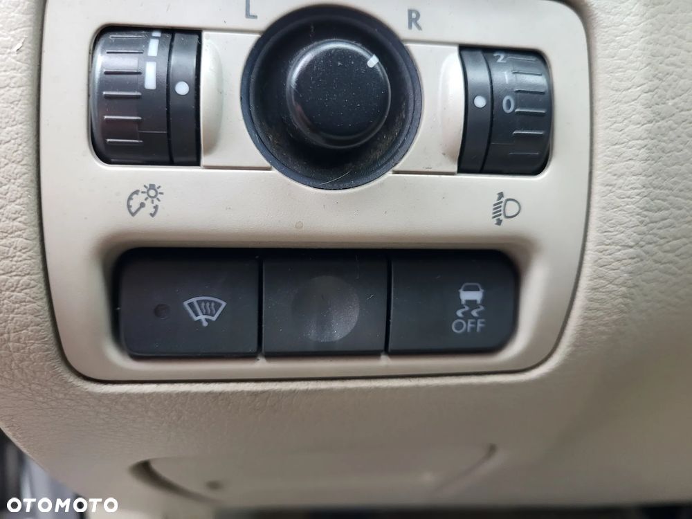 Subaru Legacy 3.0 H6 - 15