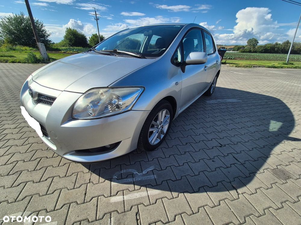 Toyota Auris - 12