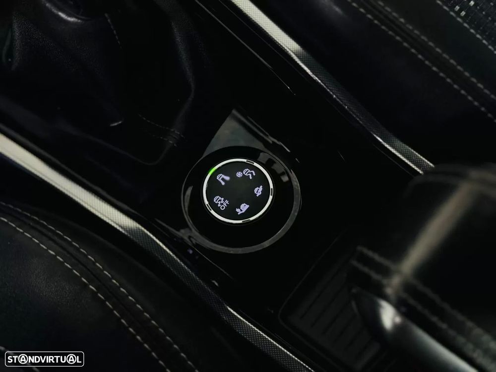 Peugeot 2008 1.6 e-HDi Allure - 41