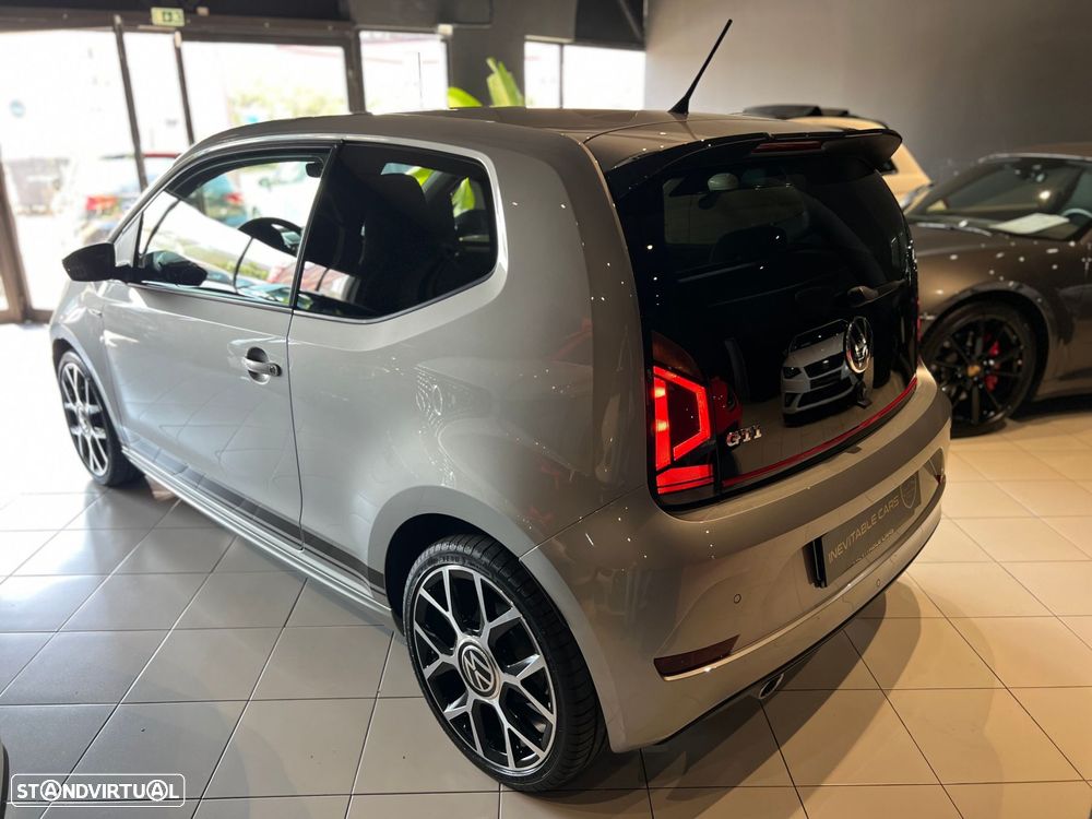 VW Up! - 16