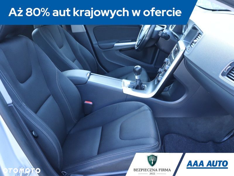 Volvo V60 - 11