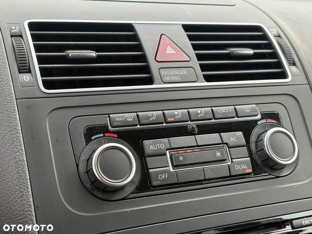 Volkswagen Touran 1.2 TSI BlueMotion Technology MATCH - 21