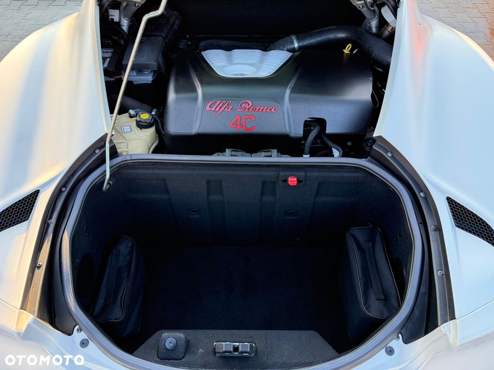 Alfa Romeo 4C 1.8 TBi - 21