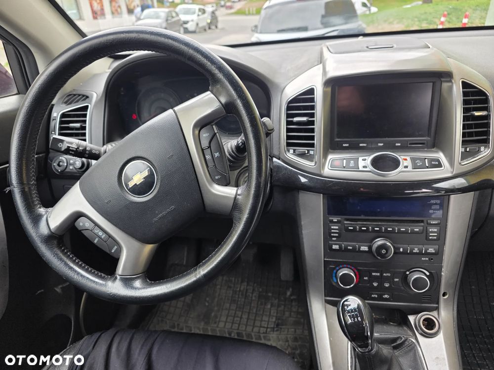 Chevrolet Captiva 2.2 D LT+ - 6