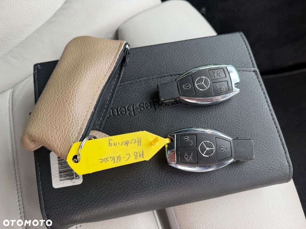 Mercedes-Benz Klasa C AMG 43 4Matic 9G-TRONIC - 12