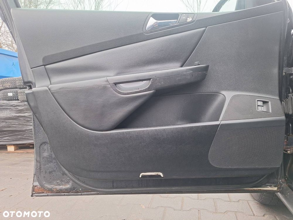 BOCZEK BOCZKI DRZWI KOMPLET VOLKSWAGEN PASSAT B6 SEDAN - 6