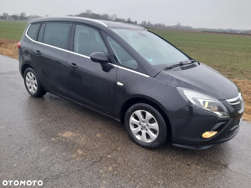 Opel Zafira - 1
