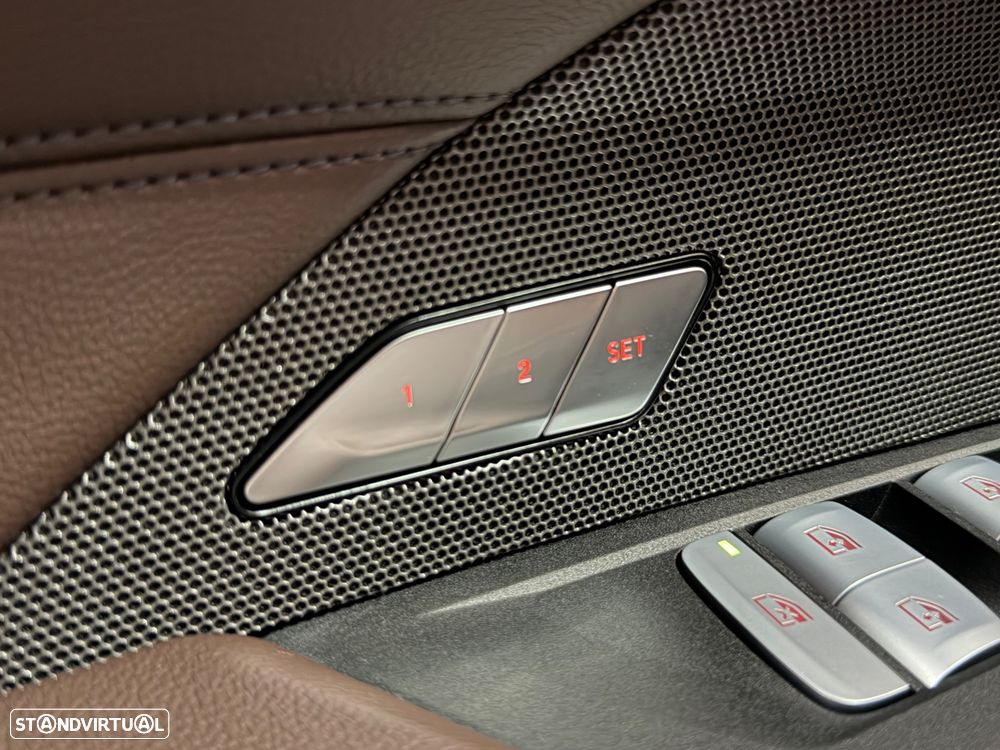 BMW i4 M50 Pack Desportivo M Pro — fotografia 14