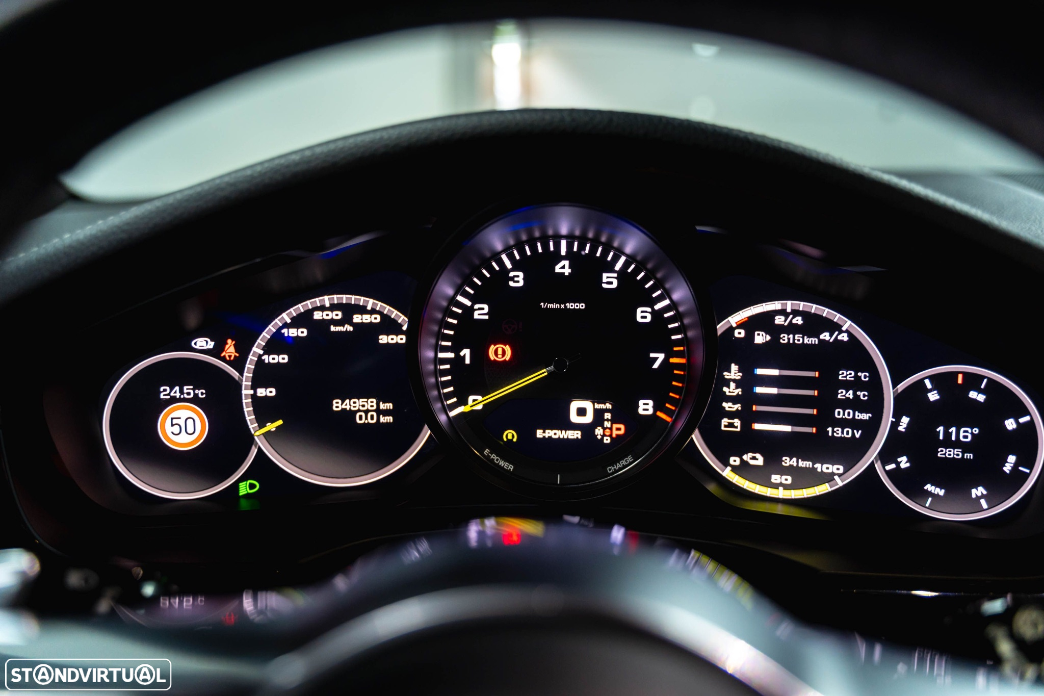 Porsche Panamera Sport Turismo 4 E-Hybrid 10 Years Edition - 8
