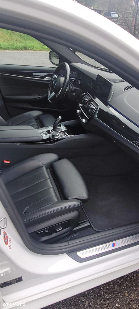 BMW Seria 5 520d M Sport Edition - 19
