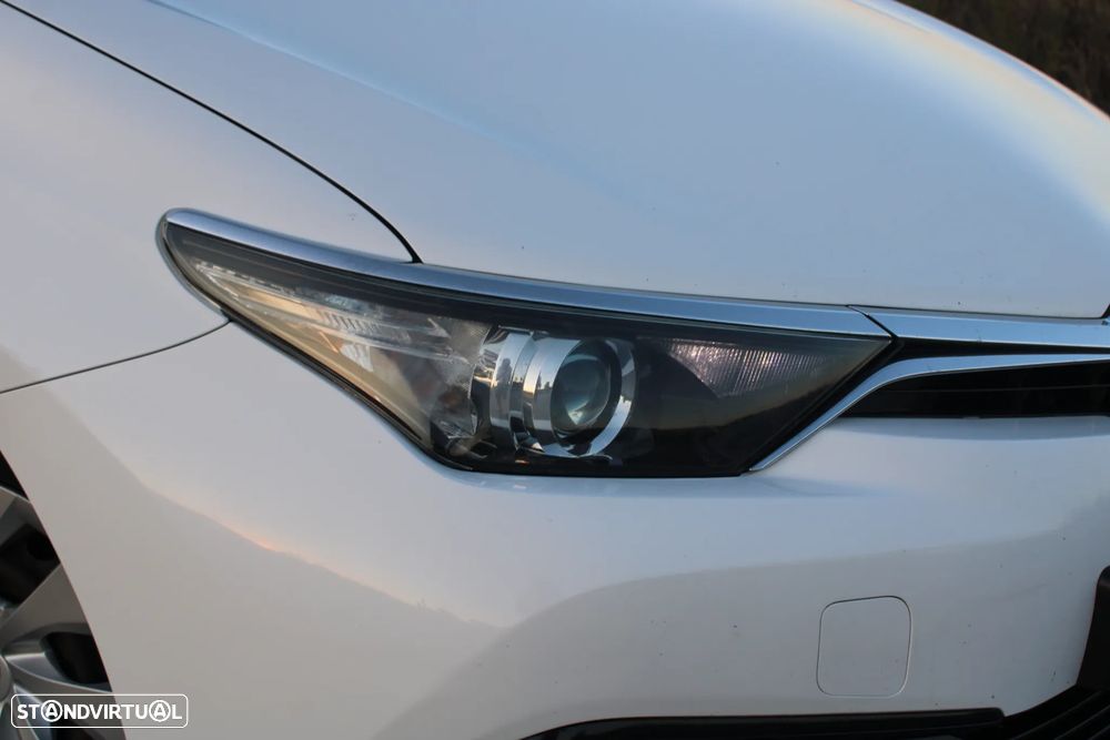 Toyota Auris 1.4 D-4D Comfort - 13