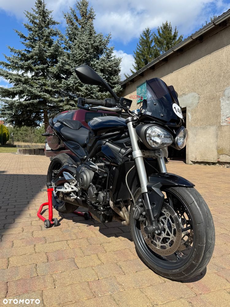 Triumph Street Triple - 1